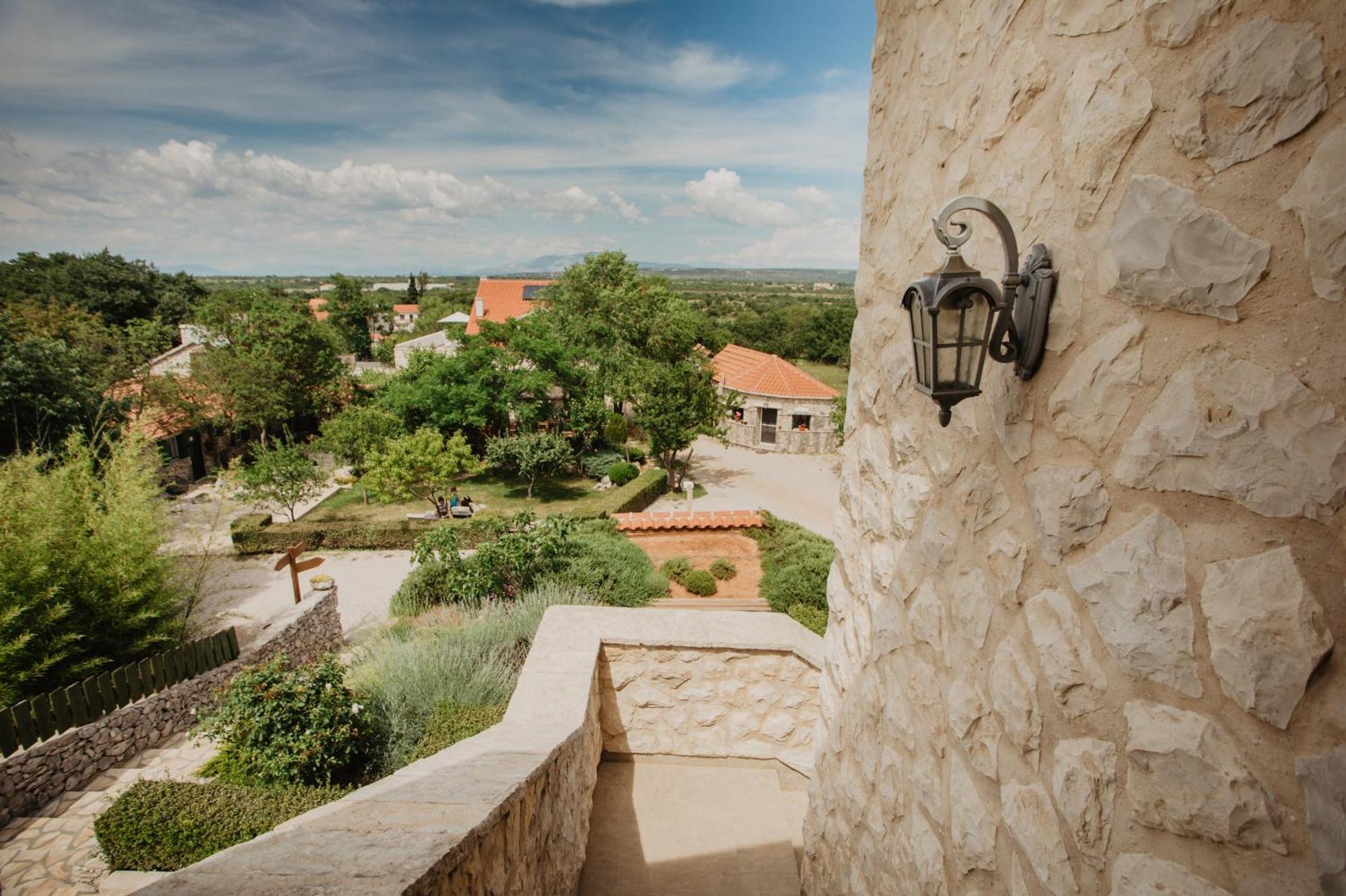 Kalpic Suites & Villa Lozovac Exterior foto