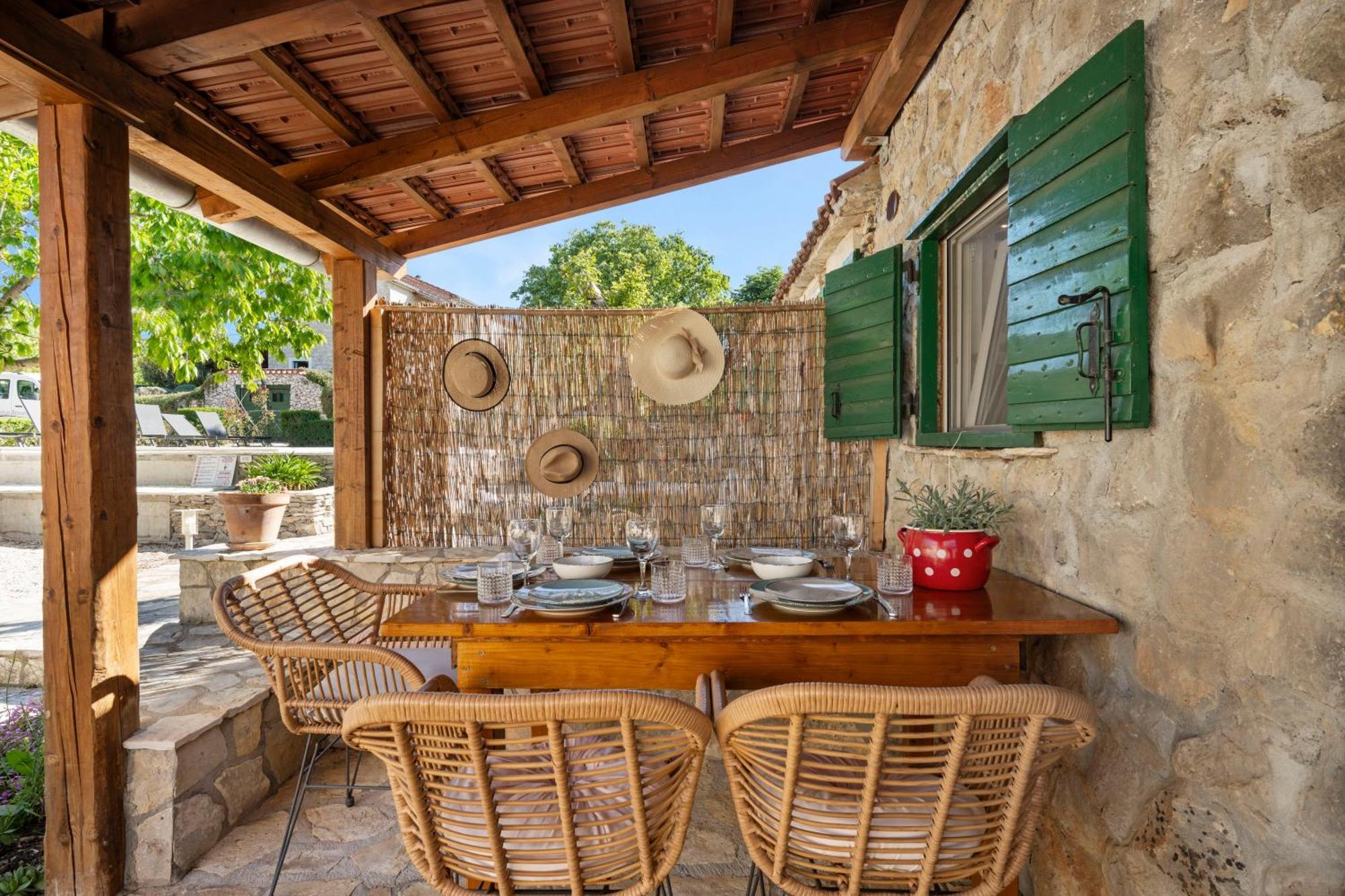 Kalpic Suites & Villa Lozovac Exterior foto