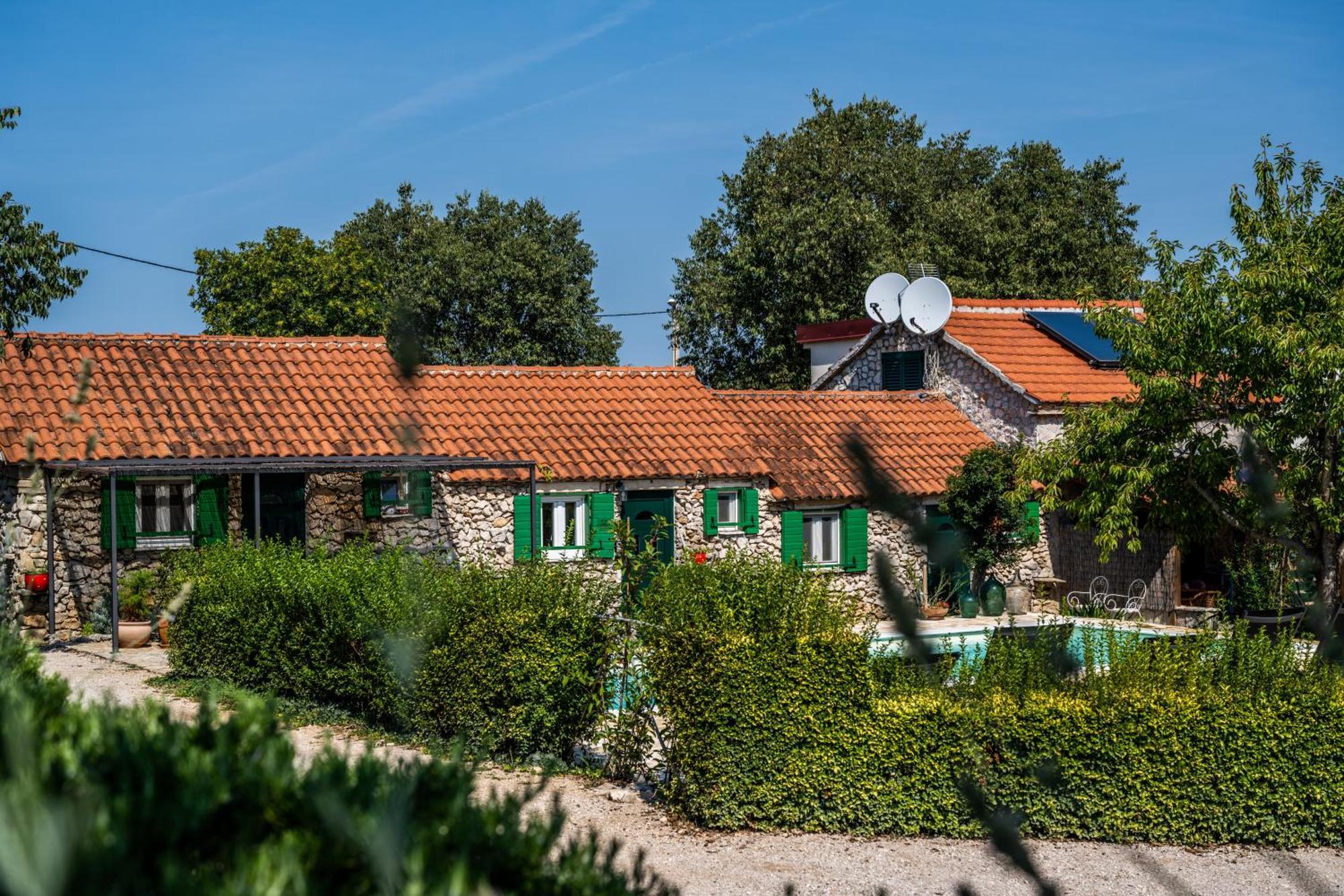 Kalpic Suites & Villa Lozovac Exterior foto